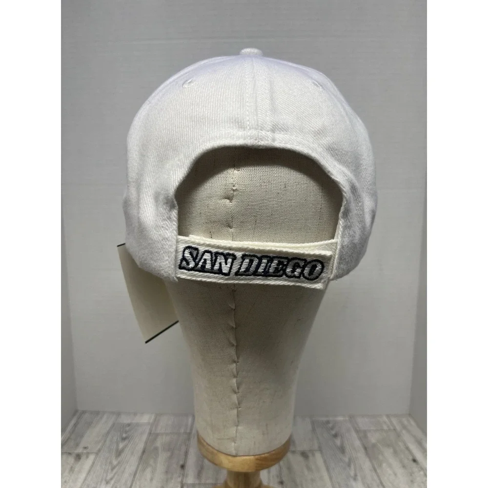 NWT Vintage Super Bowl XXXVII Hat Cap 2003 San Diego NFL Hologram White